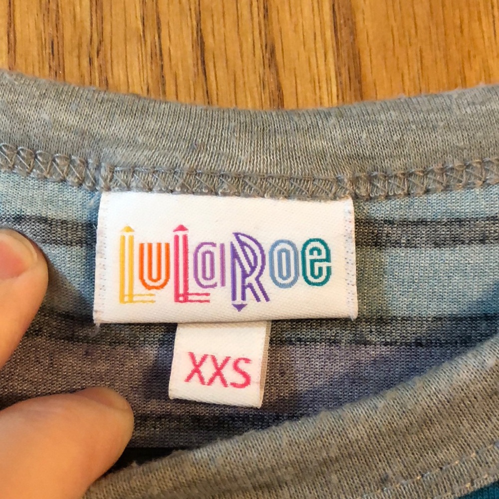 LuLaRoe Striped Randy Top - Picture 4 of 4